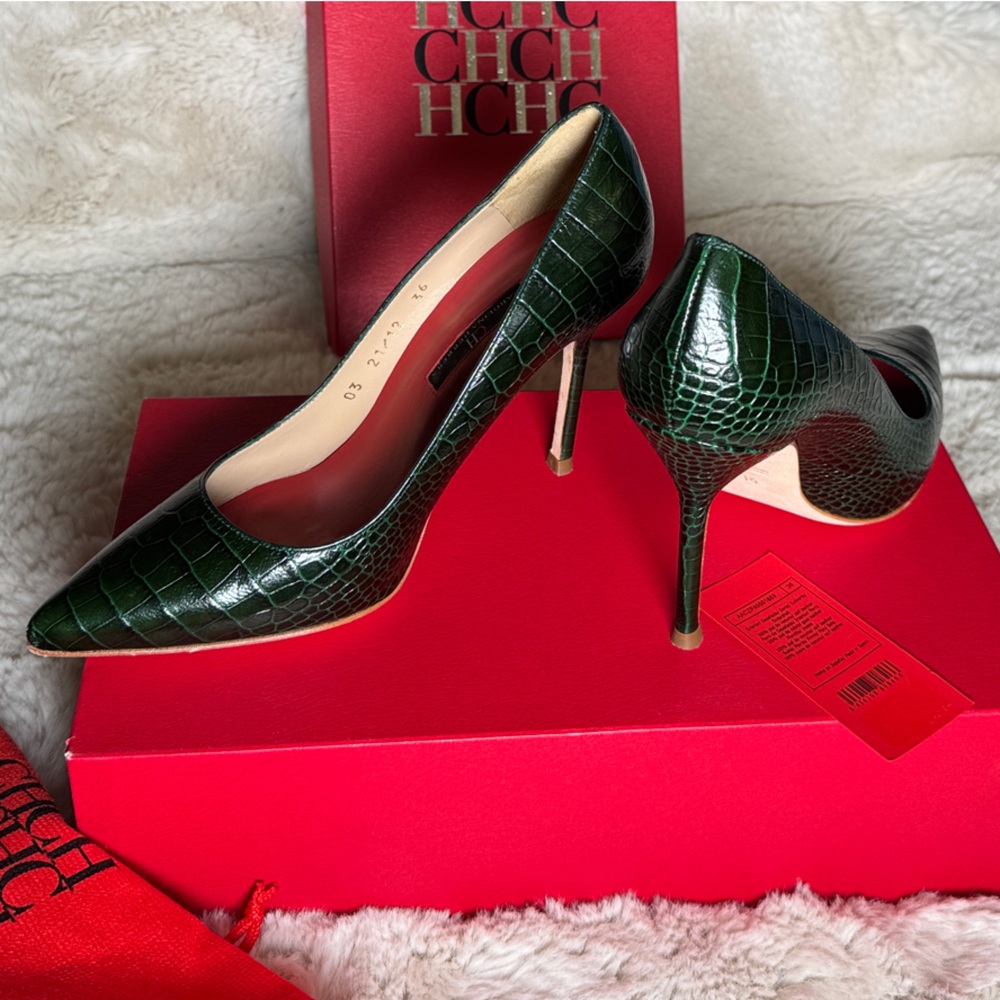 Carolina Herrera Dark Green Crocodile Pattern Leather Heels